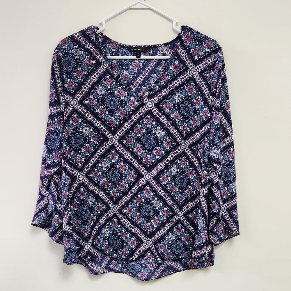 Large Women's Signature Studio Blouse with 3/4 Split Sleeves